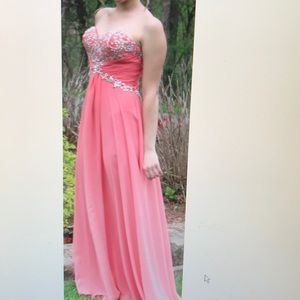 Peach prom dress